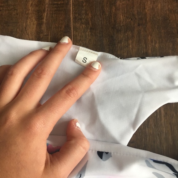 Super cheeky swim bottoms - Picture 2 of 2